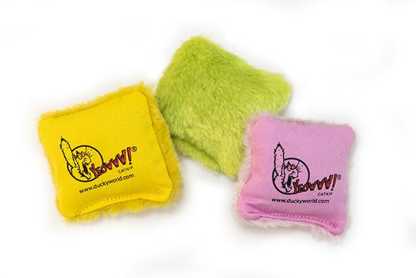 Yeowww! Organic Catnip Pillow For Cats