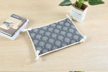 Pet feature printed warm Cushion